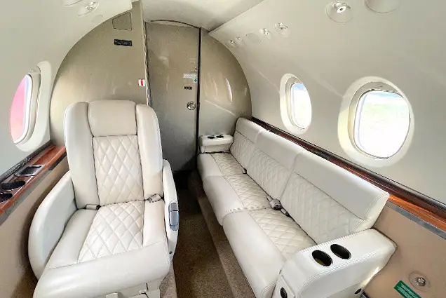 Beechcraft Hawker 750 N905WR operated by Executive Aviation photo 5