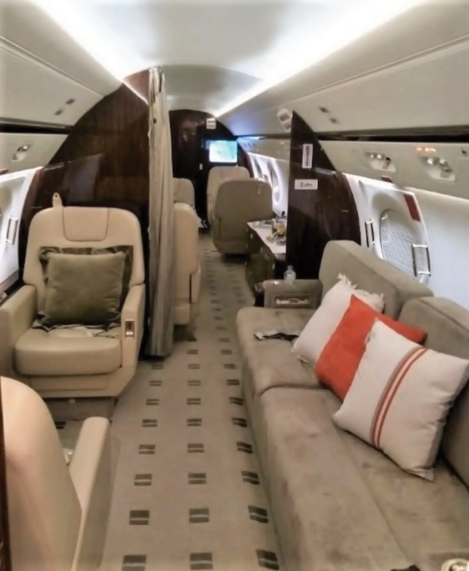 Gulfstream G450 N906MM operated by STAJets photo 3