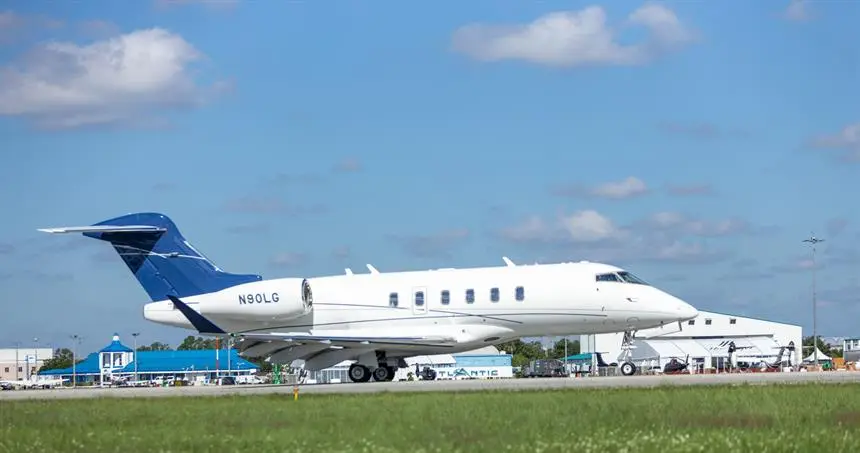 Bombardier Challenger 3500 N90LG operated by FlightWorks, exterior