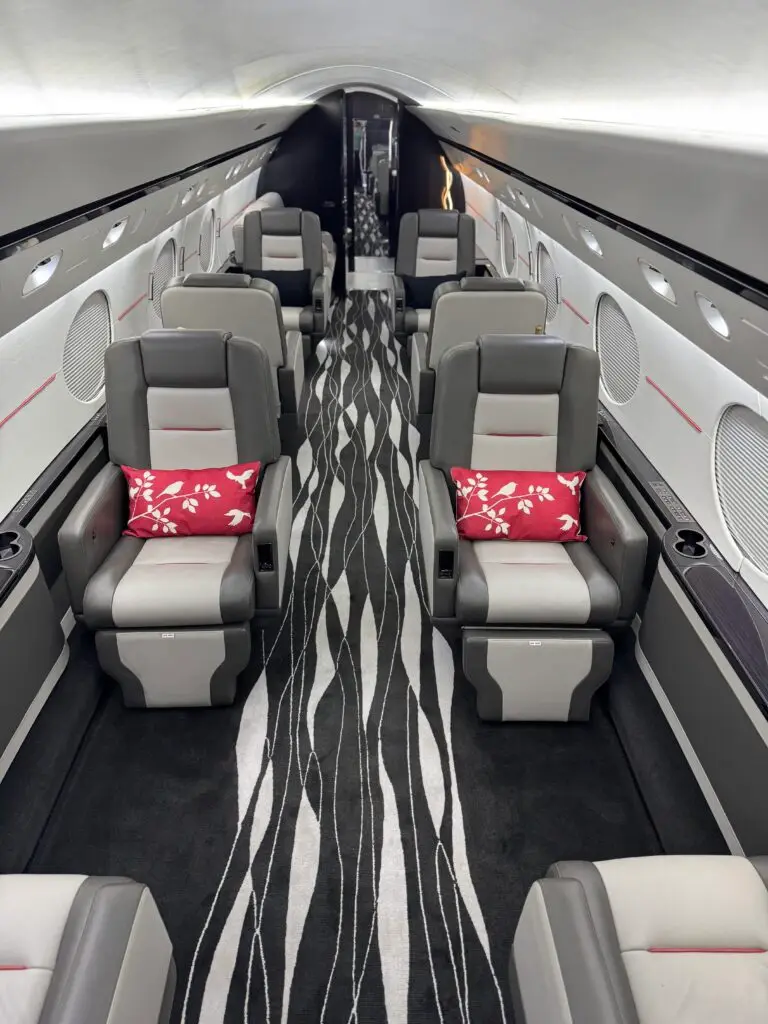 Gulfstream IV N90RG operated by Prime Jet, LLC photo 3