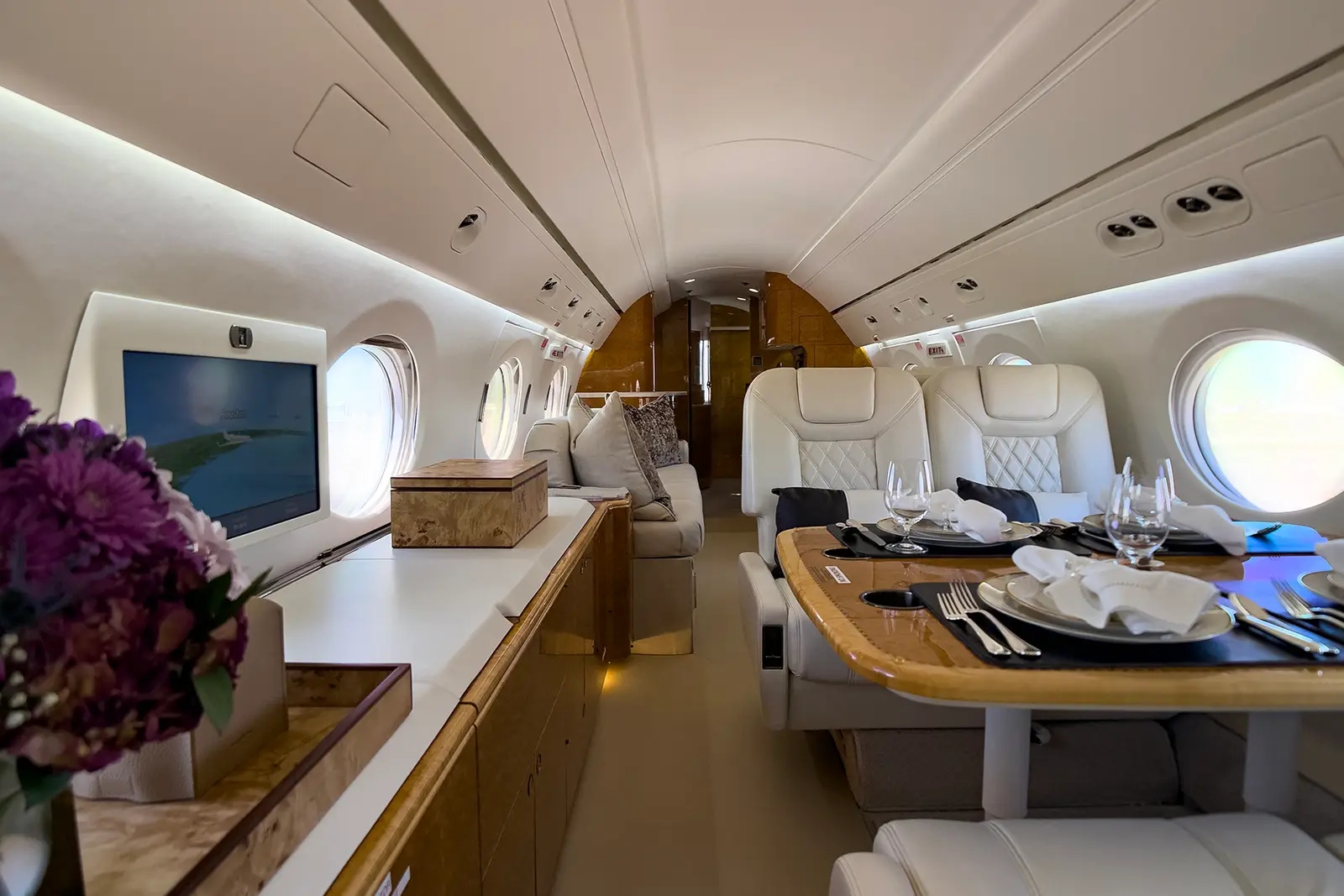 Gulfstream IV-SP N9102 operated by Wing Aviation Charter Services, LLC photo 4