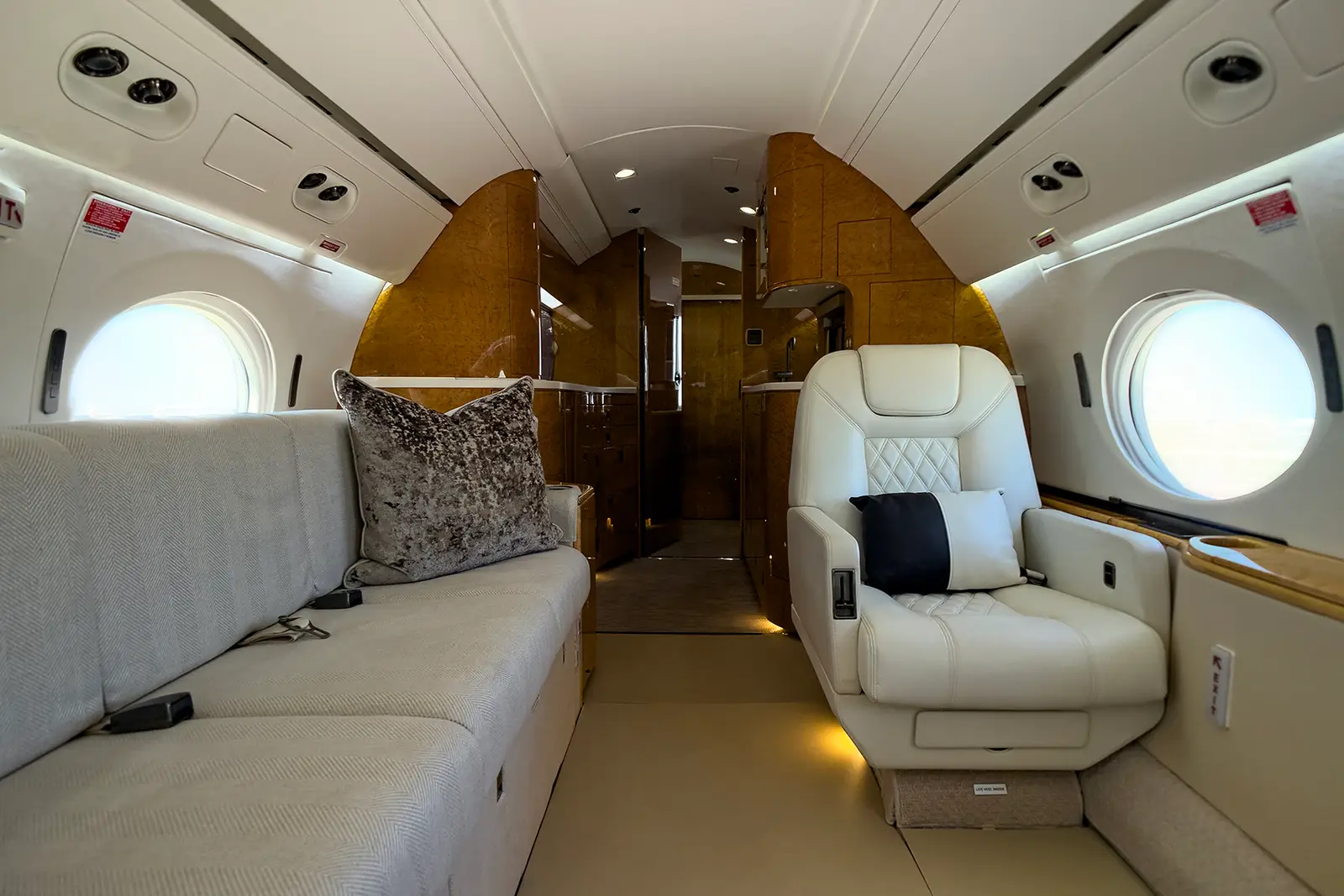 Gulfstream IV-SP N9102 operated by Wing Aviation Charter Services, LLC photo 6