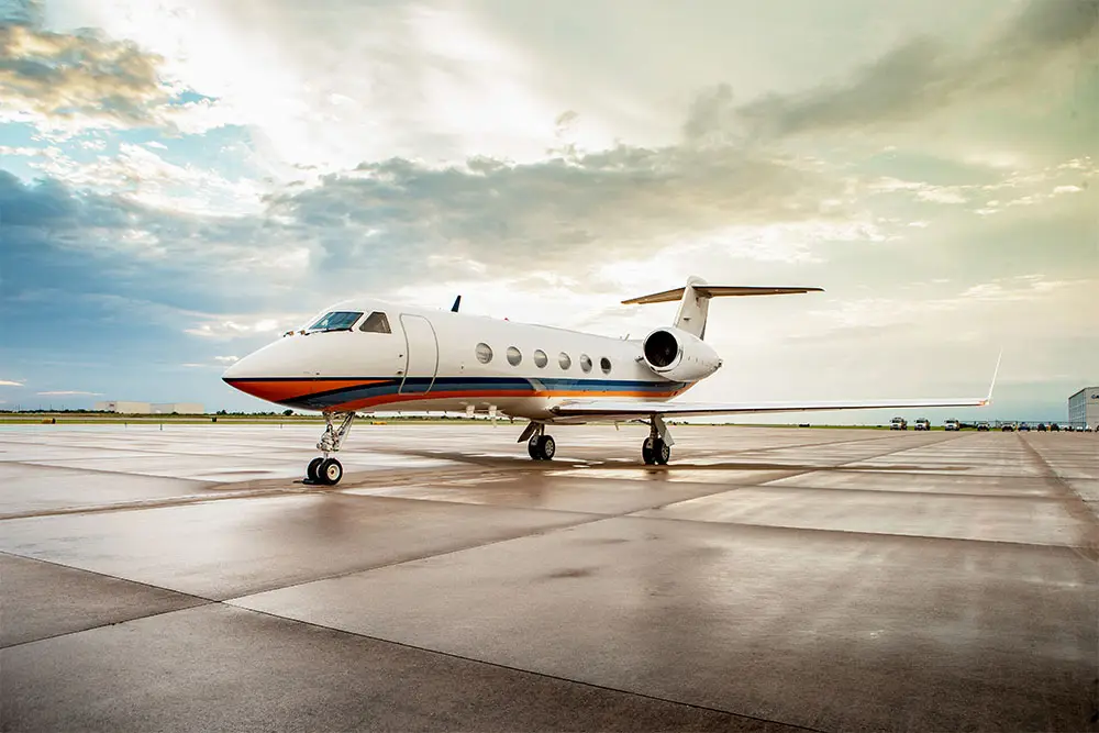 Gulfstream IV-SP N910AF operated by Venture Aviation Group, LLC, exterior