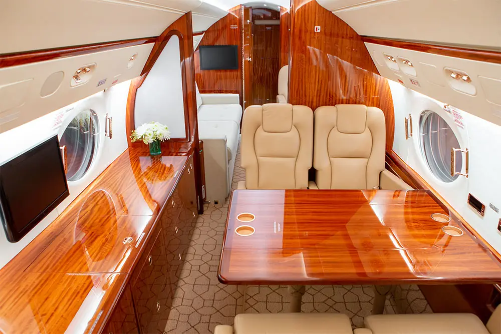 Gulfstream IV-SP N910AF operated by Venture Aviation Group, LLC photo 2
