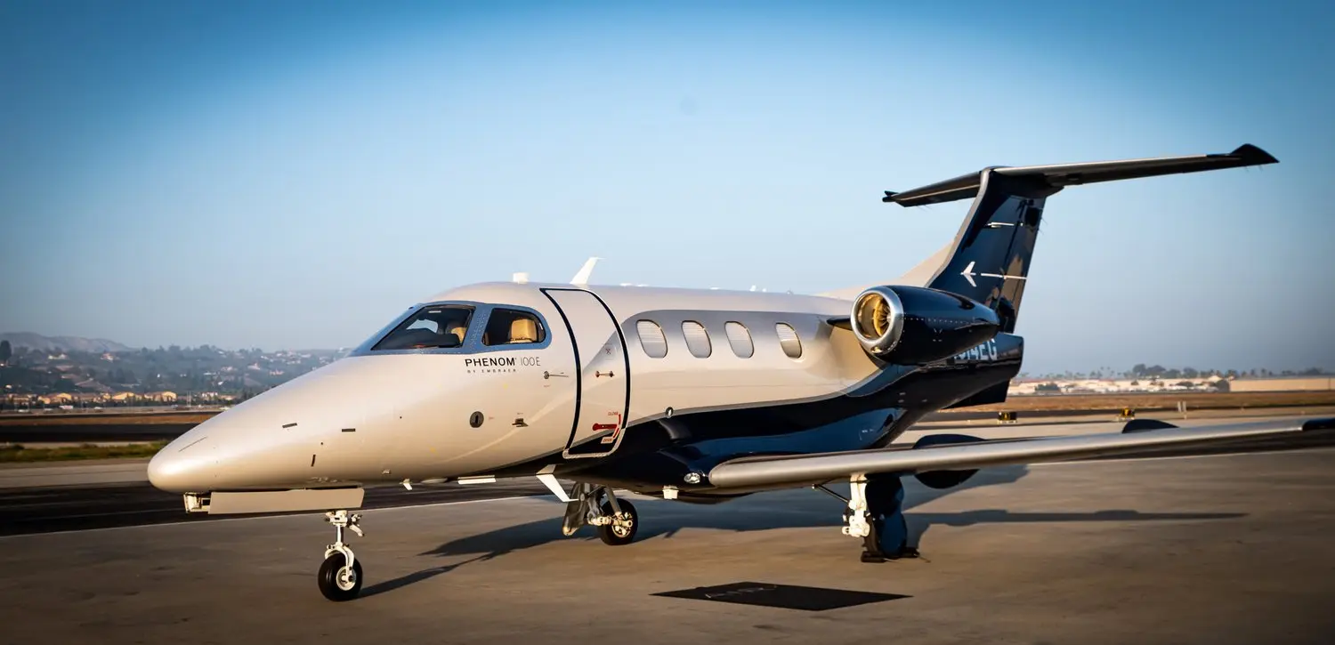 Embraer Phenom 100 N914EG operated by Air 7 LLC, exterior