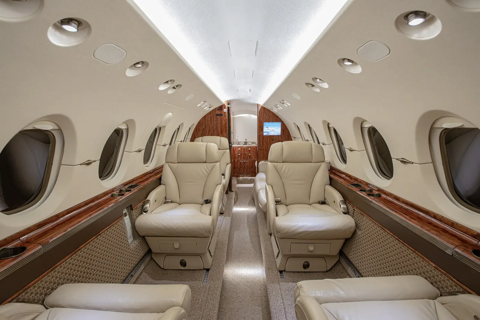 Beechcraft Hawker 900XP N918JL operated by Silver Air photo 6