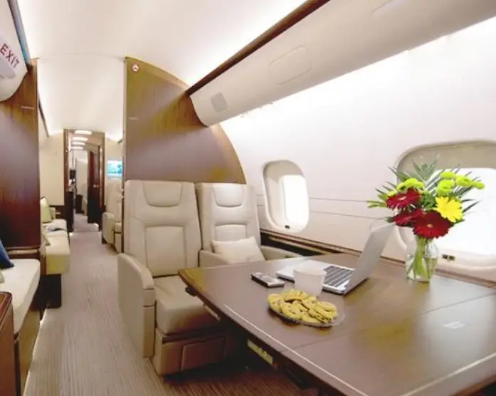 Gulfstream IV N918TB operated by Jet Aviation photo 4