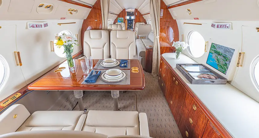 Gulfstream IV N91JS operated by Carlisle Air Group photo 2