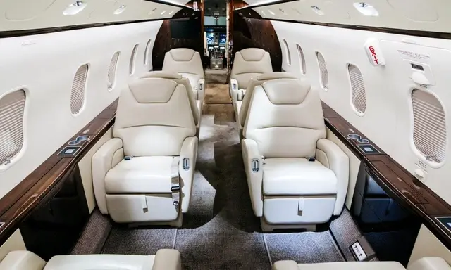 Bombardier Challenger 300 N91QK operated by Wheels Up photo 2