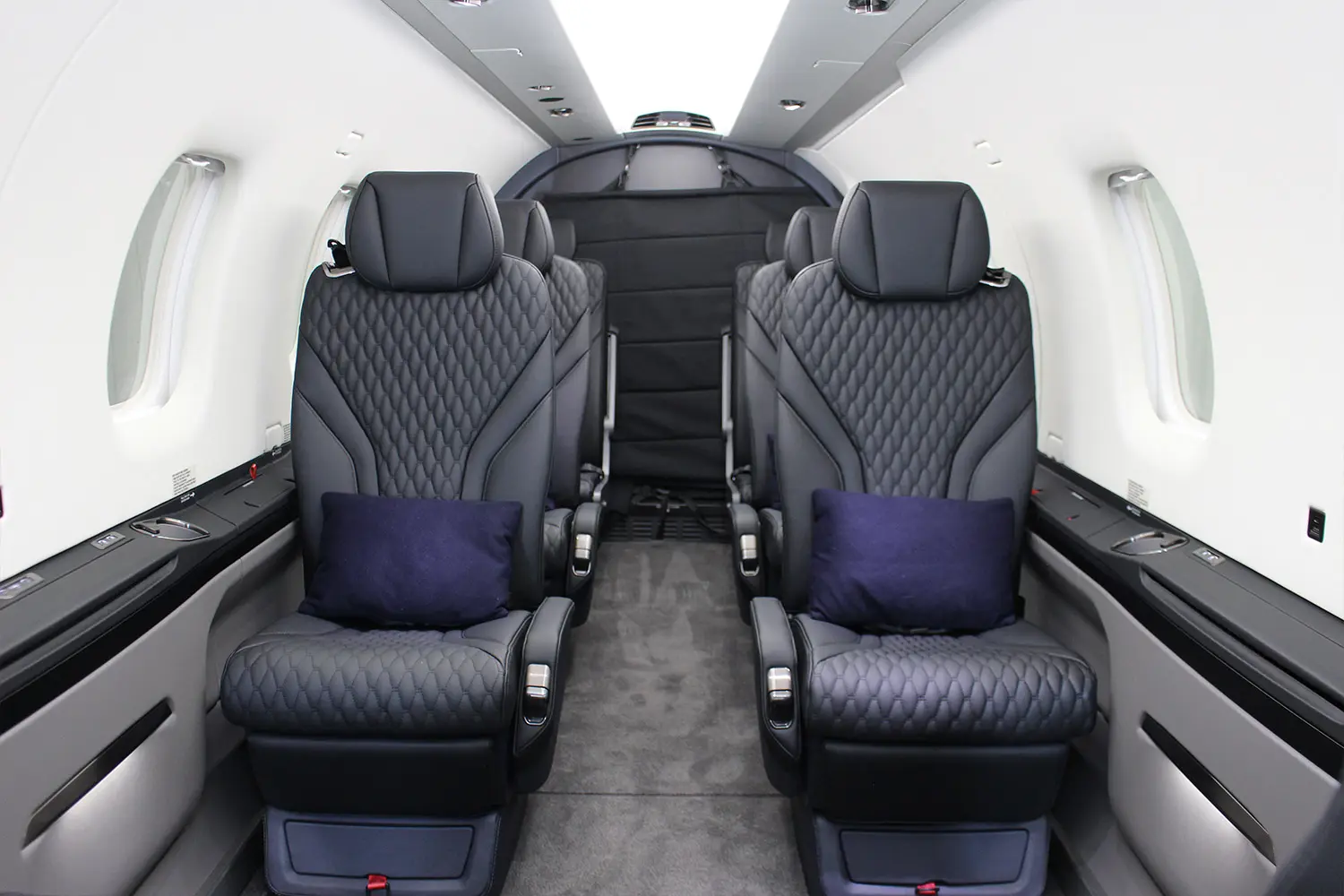 Pilatus PC-12/47 NG N91RL operated by Executive Fliteways photo 2
