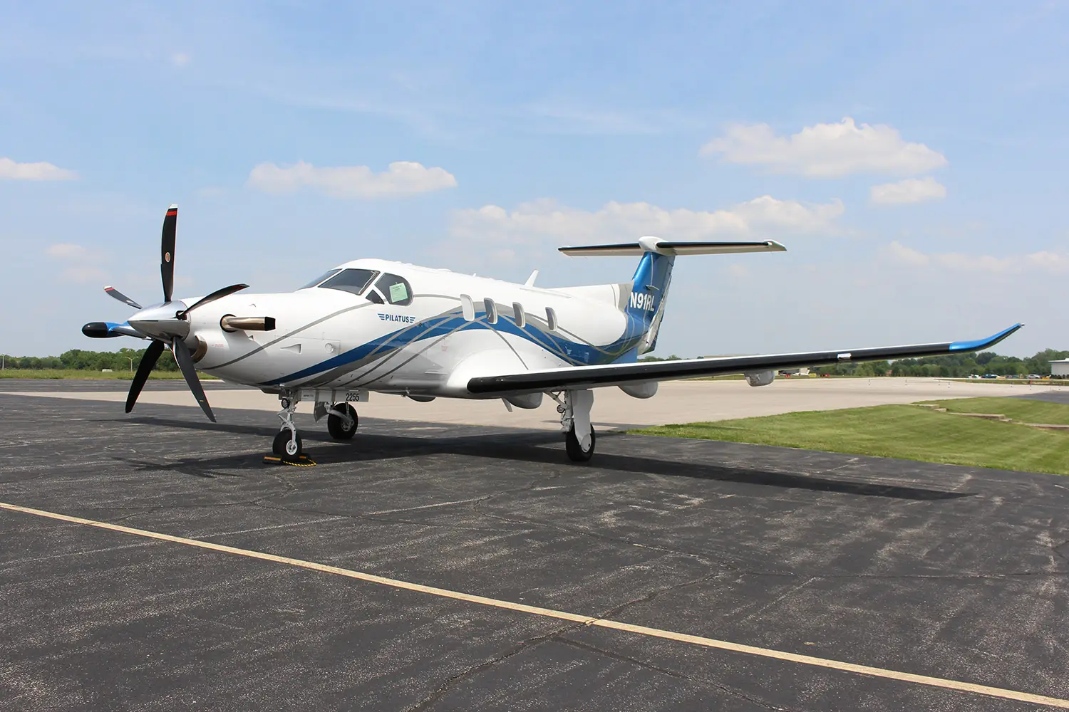Pilatus PC-12/47 NG N91RL operated by Executive Fliteways photo 4