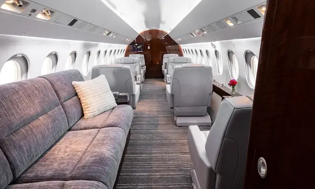 Dassault Falcon 2000EX EASy N923EA operated by Jet Aviation photo 6