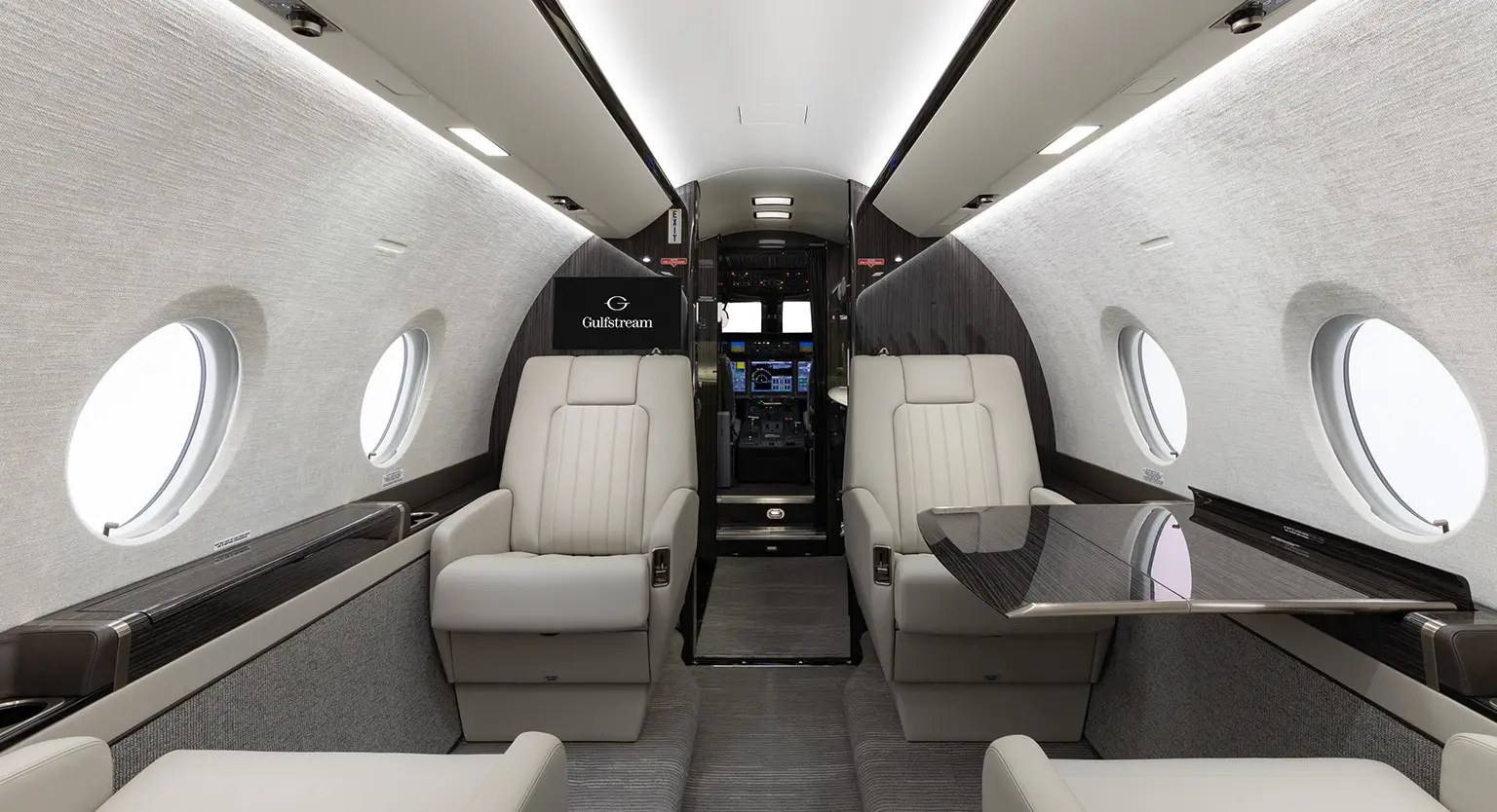 Gulfstream G280 N92FT operated by Western Air Charter, Inc, KJAX photo 2