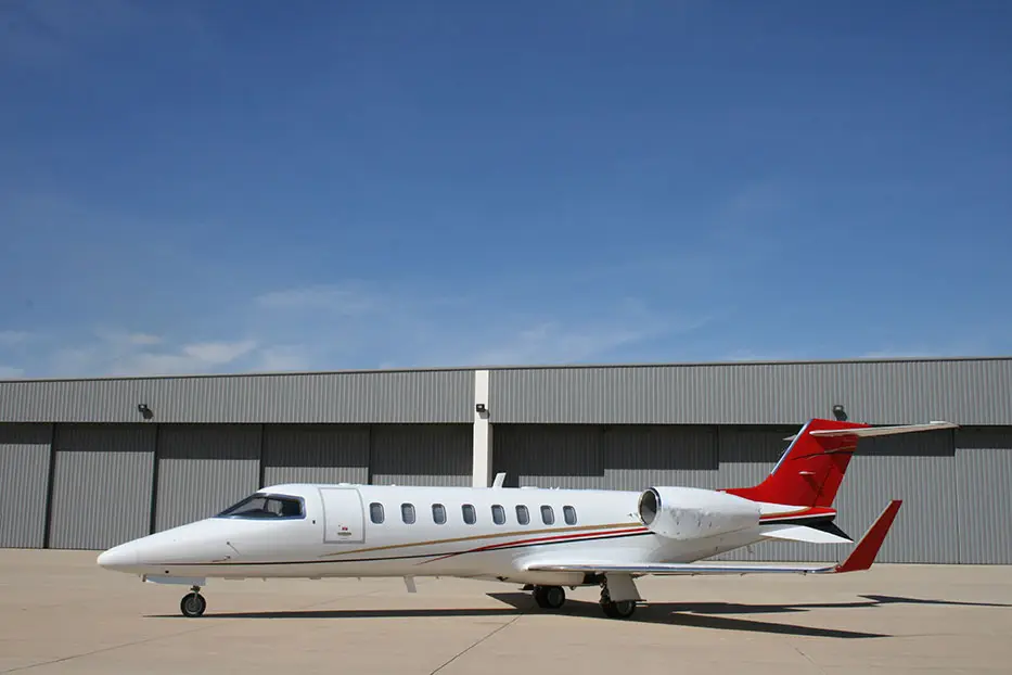 Bombardier Learjet 45 N935RK operated by Integrated Flight Resources, Inc., KDPA photo 2