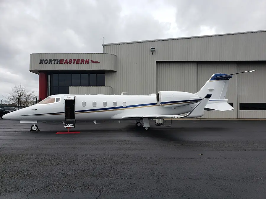 Bombardier Learjet 60 N936SM