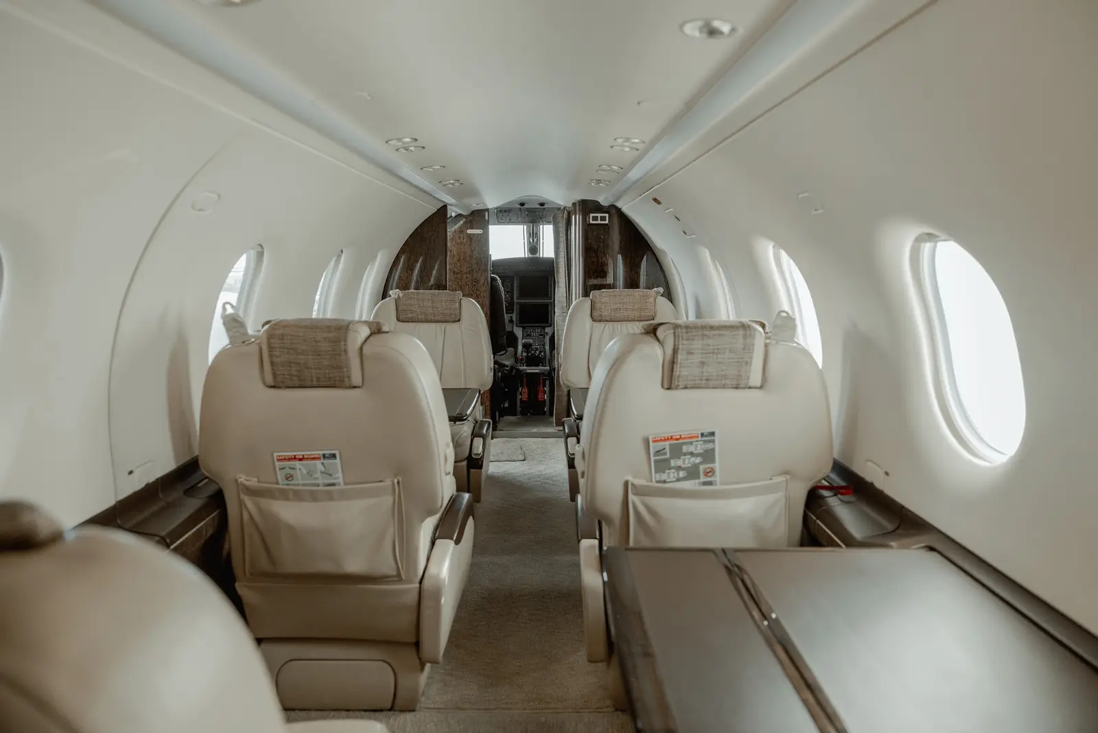 Pilatus PC-12/47 NG N939HE operated by Charter Jet Transport, Inc. photo 2