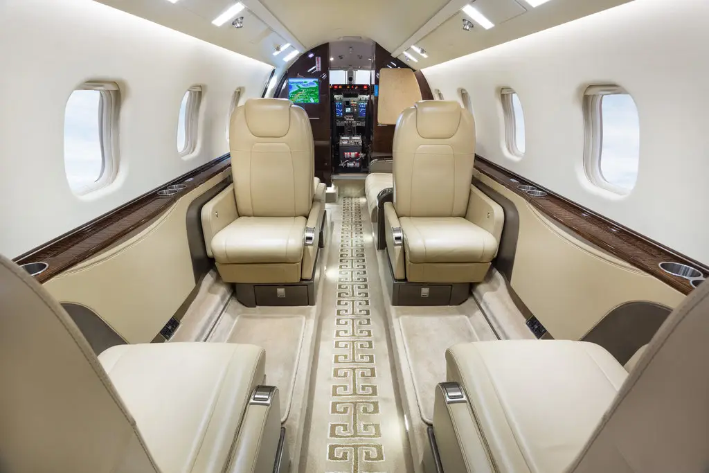 Bombardier Learjet 60XR N93EW operated by Flightworks photo 2