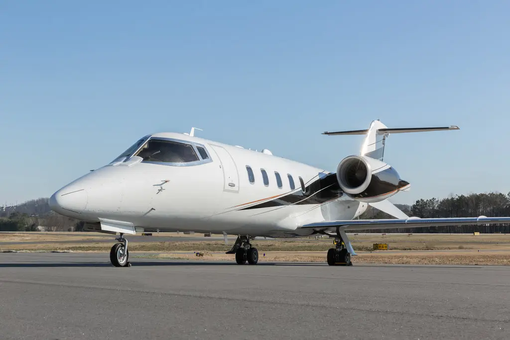 Bombardier Learjet 60XR N93EW operated by Flightworks photo 5