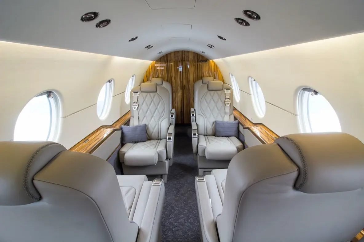 Beechcraft Beechjet 400A N940VA operated by Atlantic Air Charter photo 4