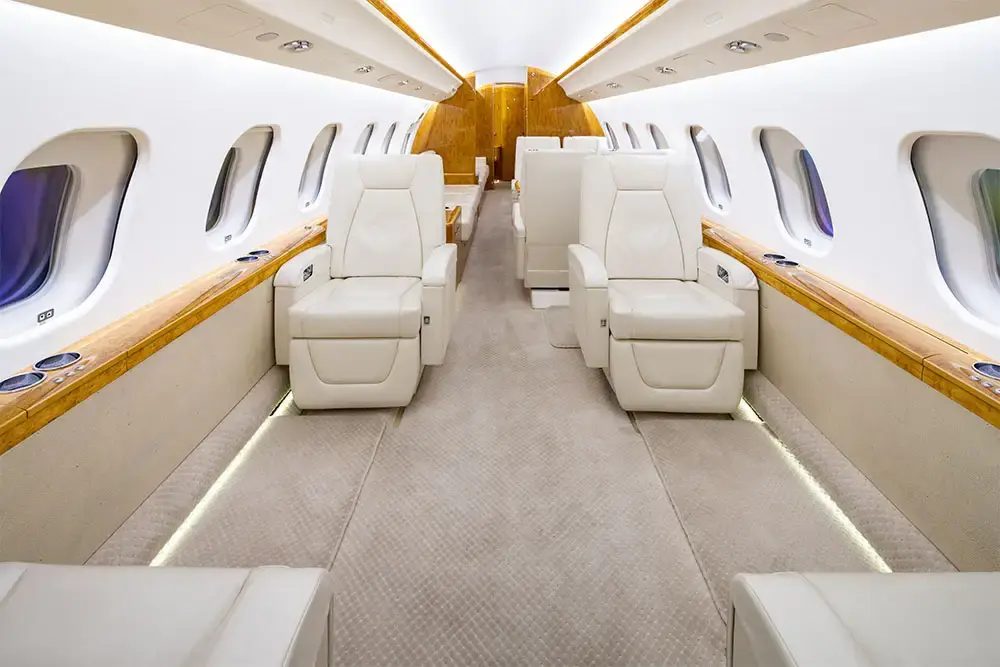 Bombardier Global 6000 N944GL operated by Solairus Aviation photo 2