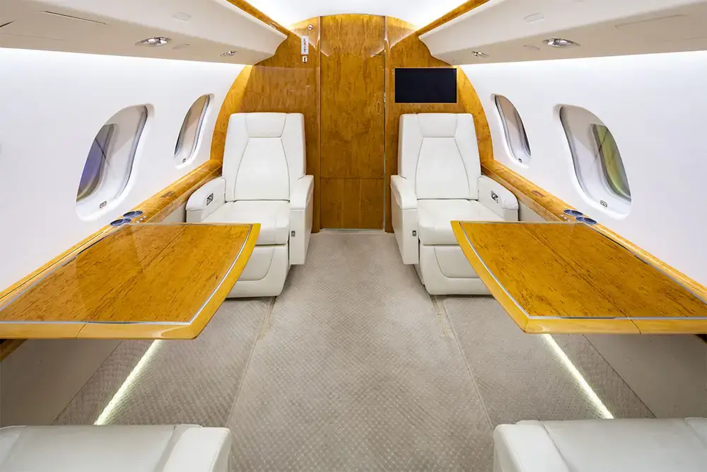 Bombardier Global 6000 N944GL operated by Solairus Aviation photo 5