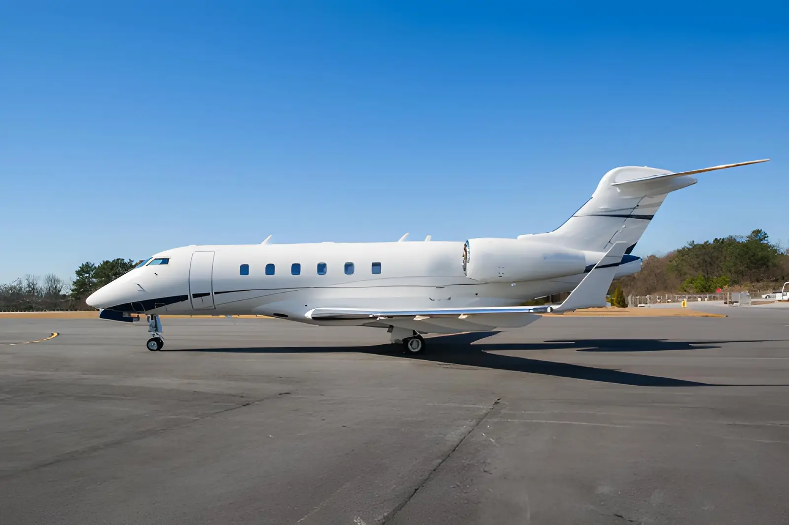 Bombardier Challenger 300 N945AC operated by Flightworks, exterior