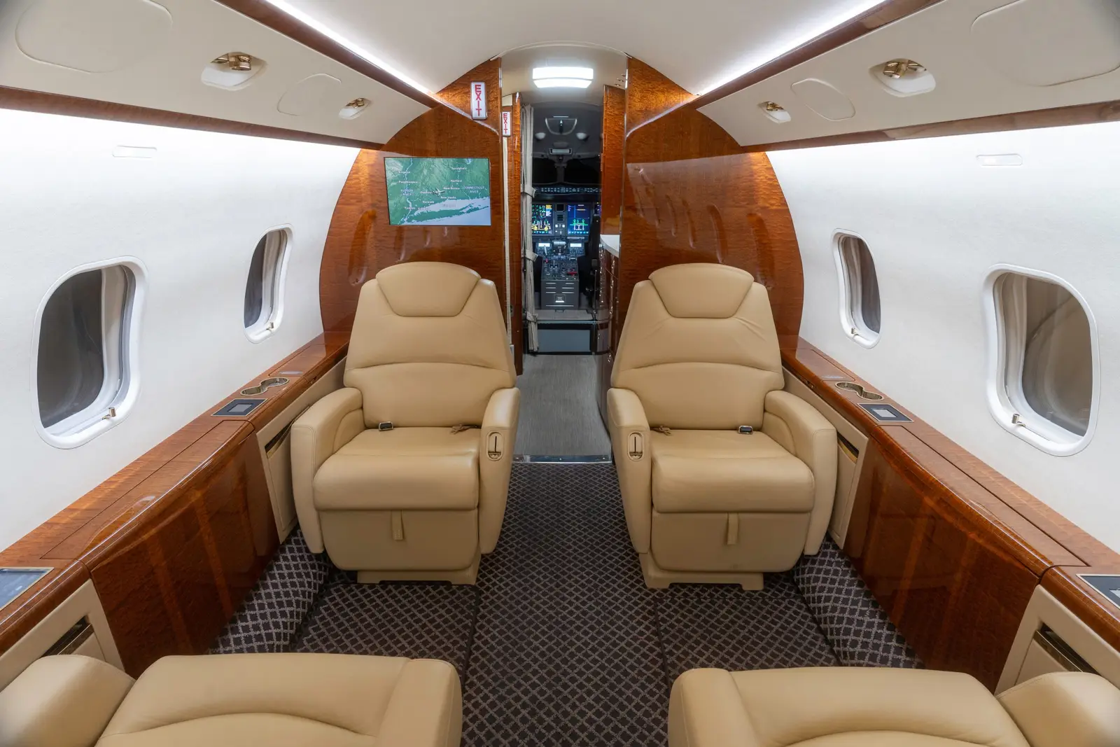 Bombardier Challenger 300 N951NB operated by PrismJet, LLC photo 6