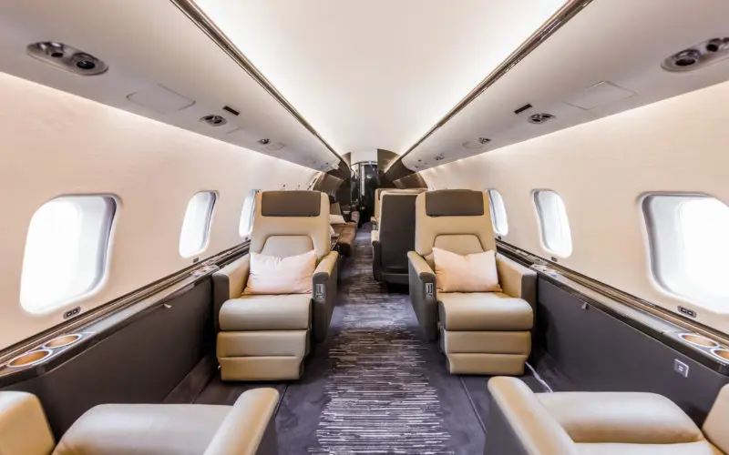 Bombardier Global Express N954JJ operated by Planet 9 Private Air ("P9PA") photo 2
