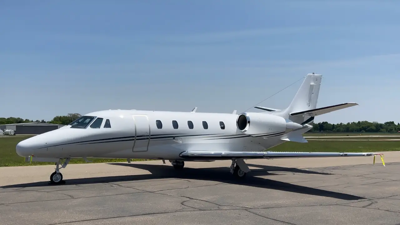 Cessna Citation Excel N957NL operated by DCT Air, LLC photo 2
