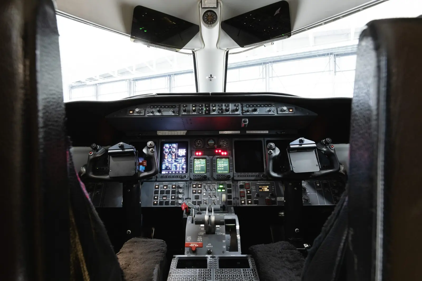 Bombardier Learjet 45 N960AS operated by Aviation Advisor, Inc. photo 6