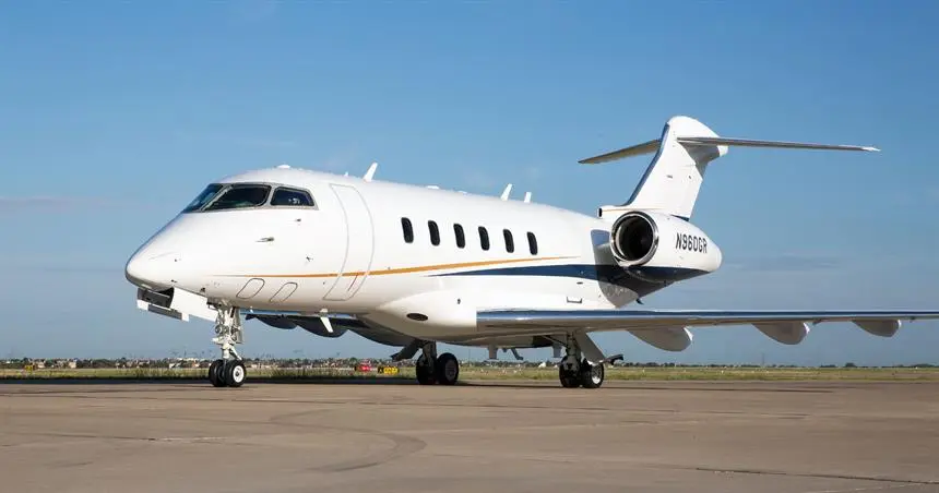 Bombardier Challenger 300 N960GR