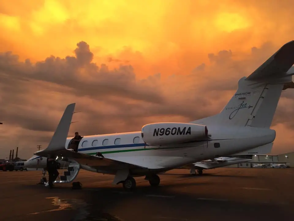 Embraer Phenom 300 N960MA operated by MidAmericaJet, Inc. photo 3