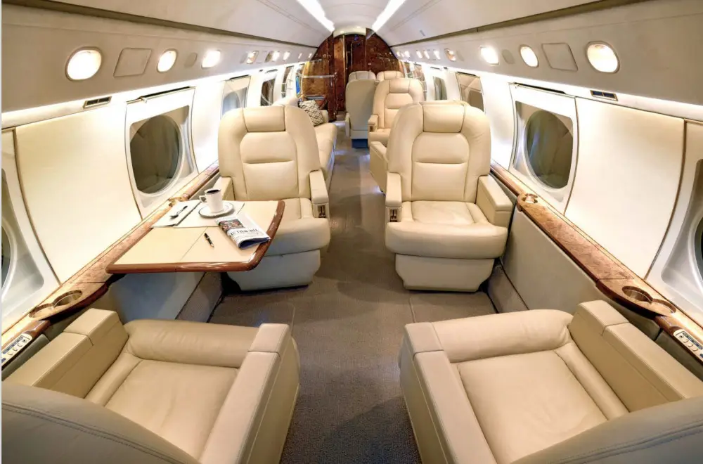 Gulfstream V N962MM operated by Elite Jets Charter, LLC photo 2