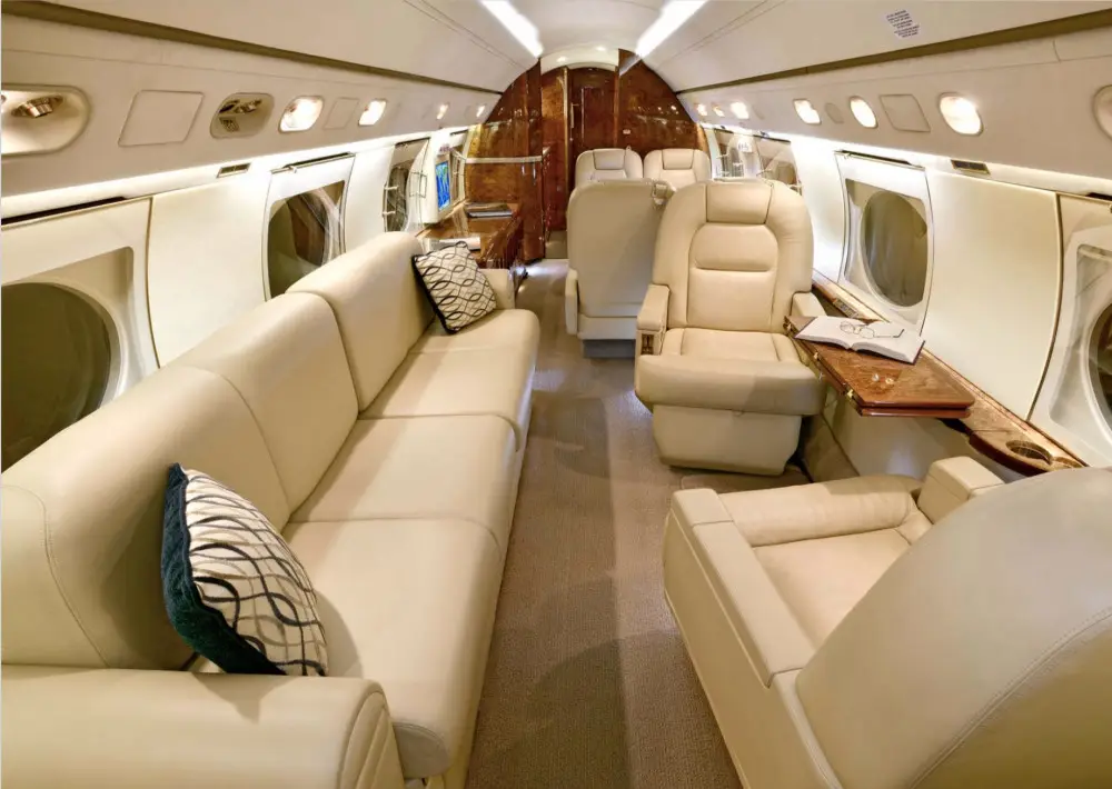 Gulfstream V N962MM operated by Elite Jets Charter, LLC photo 3