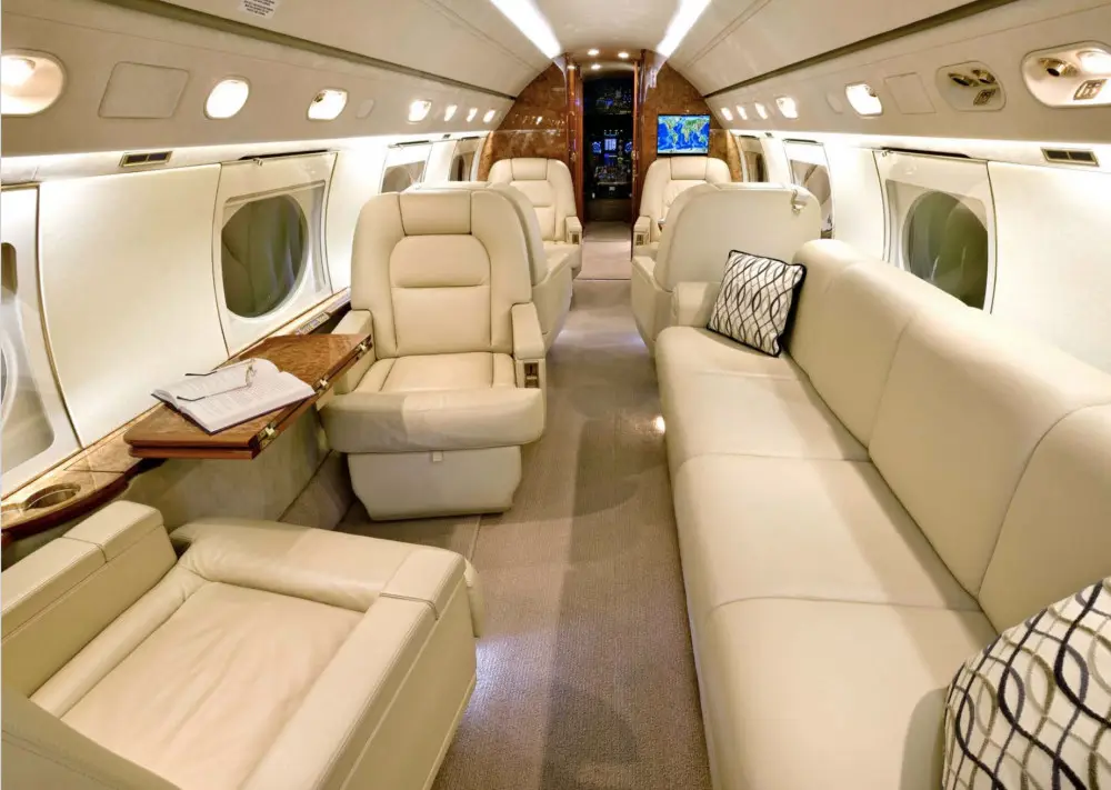 Gulfstream V N962MM operated by Elite Jets Charter, LLC photo 6