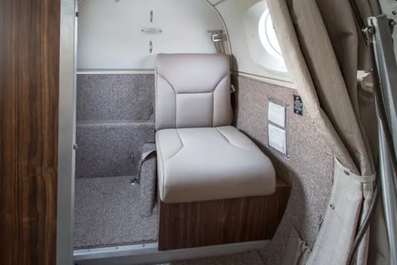 Beechcraft King Air C90A N968DB operated by Silverhawk Aviation photo 6