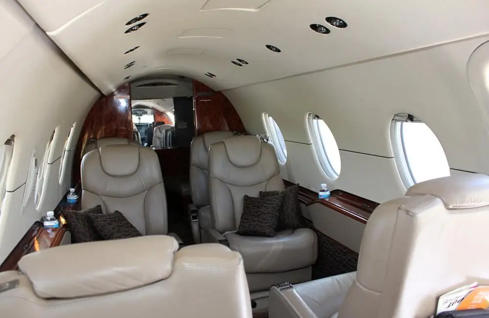 Beechcraft Beechjet 400A N96GA operated by International Group LLC photo 2