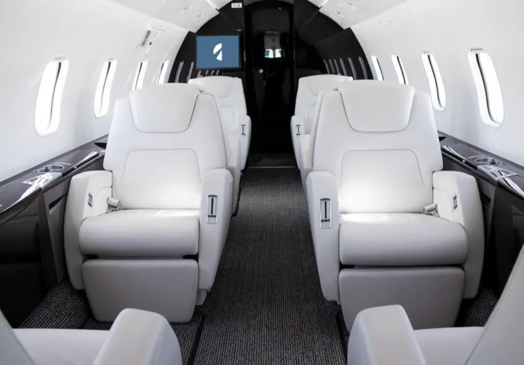 Bombardier Challenger 300 N971MC operated by Craft Charter, LLC, KLAX photo 2
