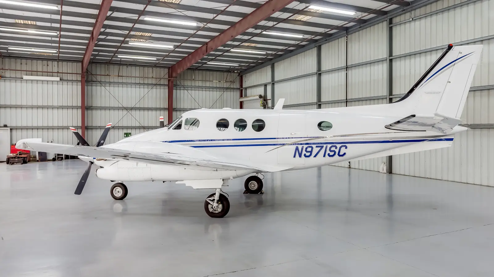Beechcraft King Air C90 N971SC operated by Axis Jet photo 5