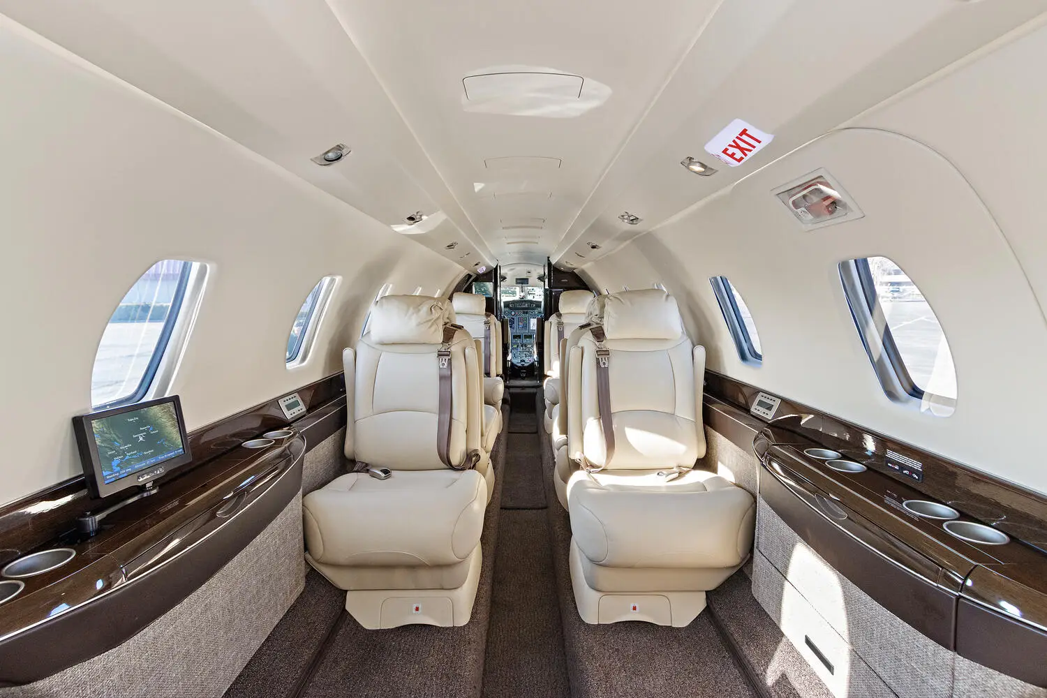 Cessna Citation X N982DW operated by Modesto Jet photo 3