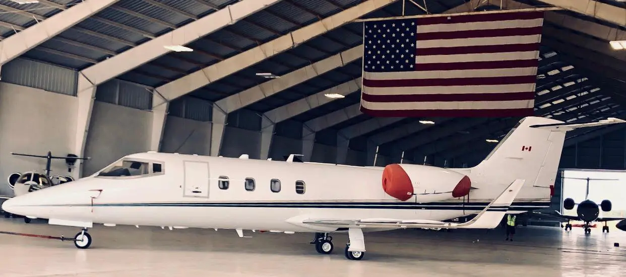 Bombardier Learjet 55 N989AW operated by Air Gato Enterprises, Inc., KPIE photo 3