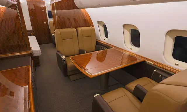Bombardier Global 5000 N989JR operated by Solairus Aviation photo 4