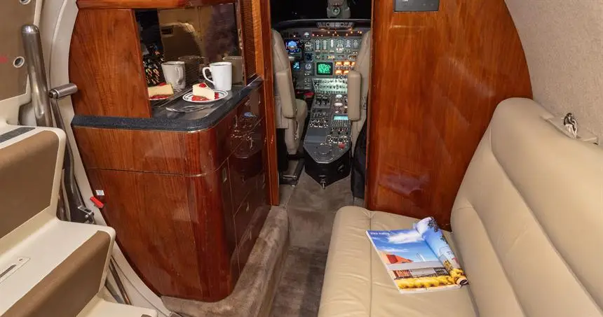 Cessna Citation VII N98XS operated by Choice Aviation, LLC photo 5