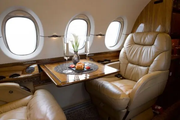 Beechcraft Hawker 800XP N991FR operated by Privaira Private Aviation photo 6