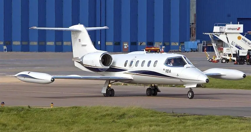 Bombardier Learjet 35A N995DP operated by Reva, Inc. photo 4