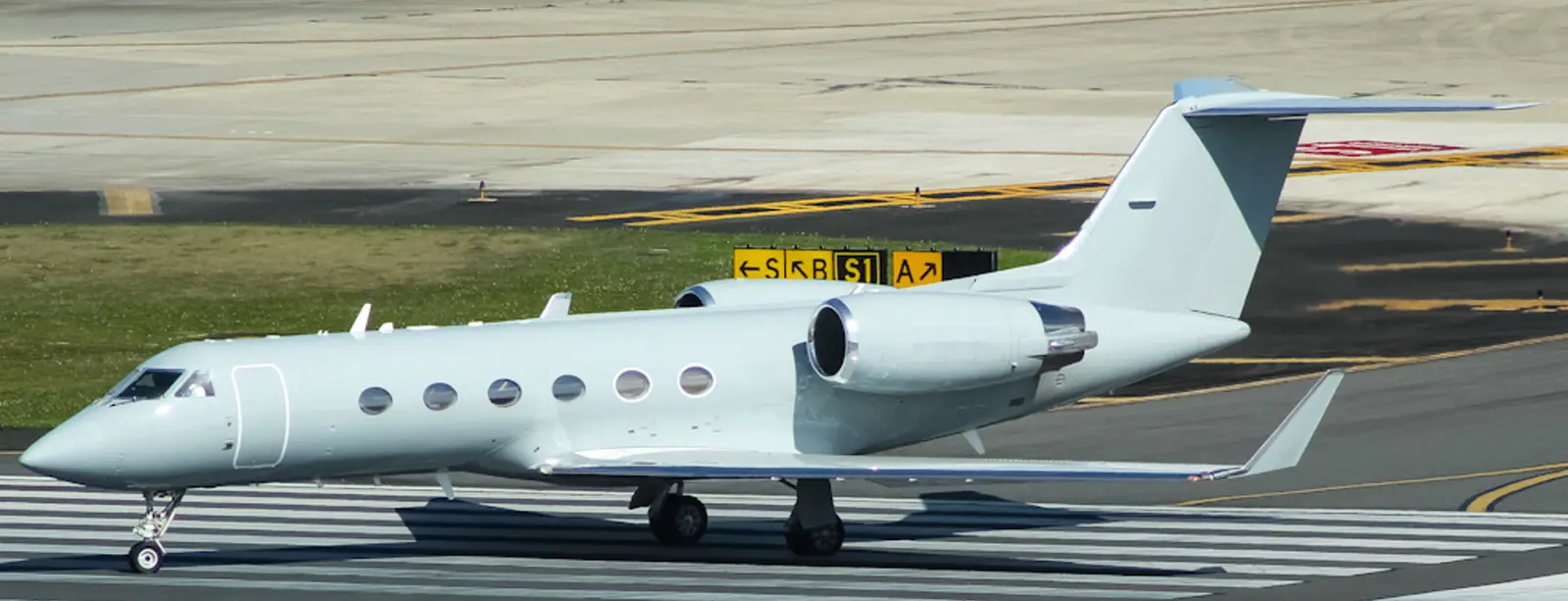 Gulfstream IV-SP N999TR operated by Aircraft Transport Service photo 4