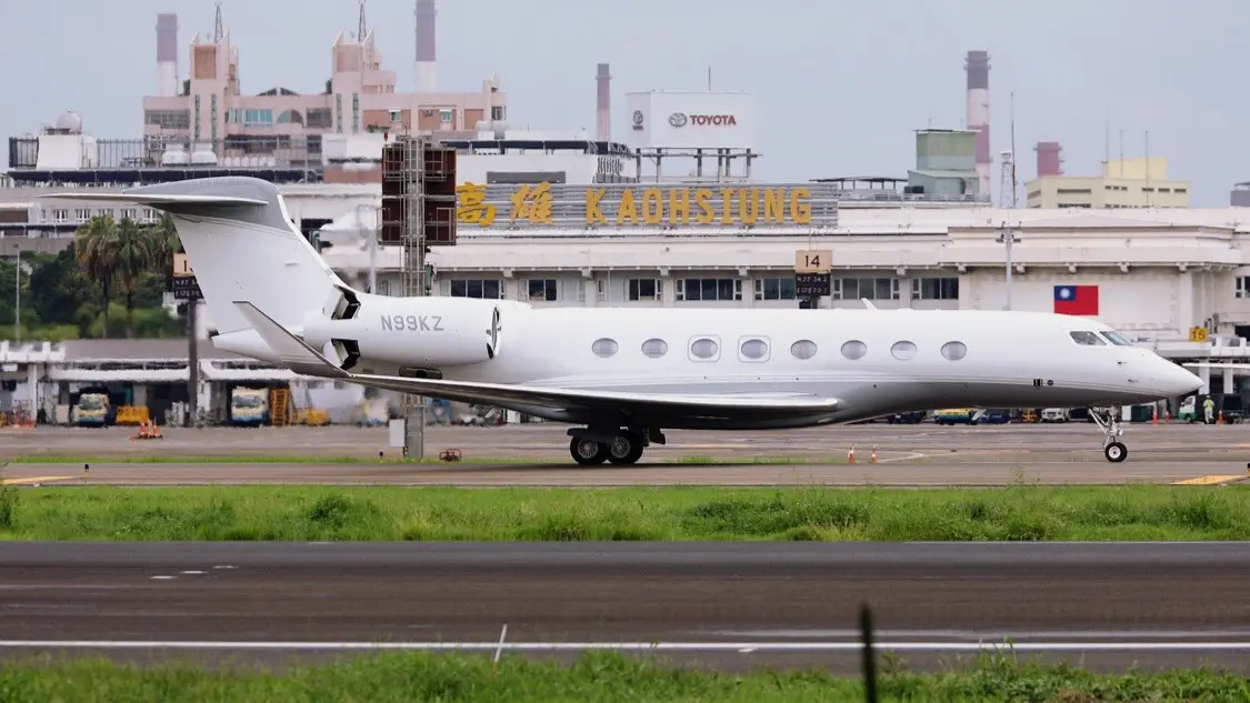 Gulfstream G650ER N99KZ operated by VIP Global, exterior