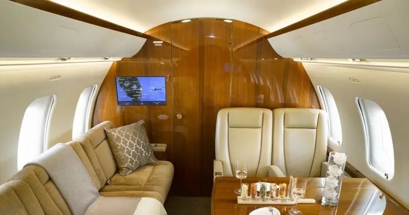 Bombardier Challenger 605 N99MB operated by Liberty Jet photo 2