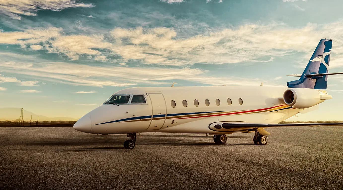 Gulfstream G200 OB-2023 operated by Aero Transporte S.A. (ATSA) photo 3