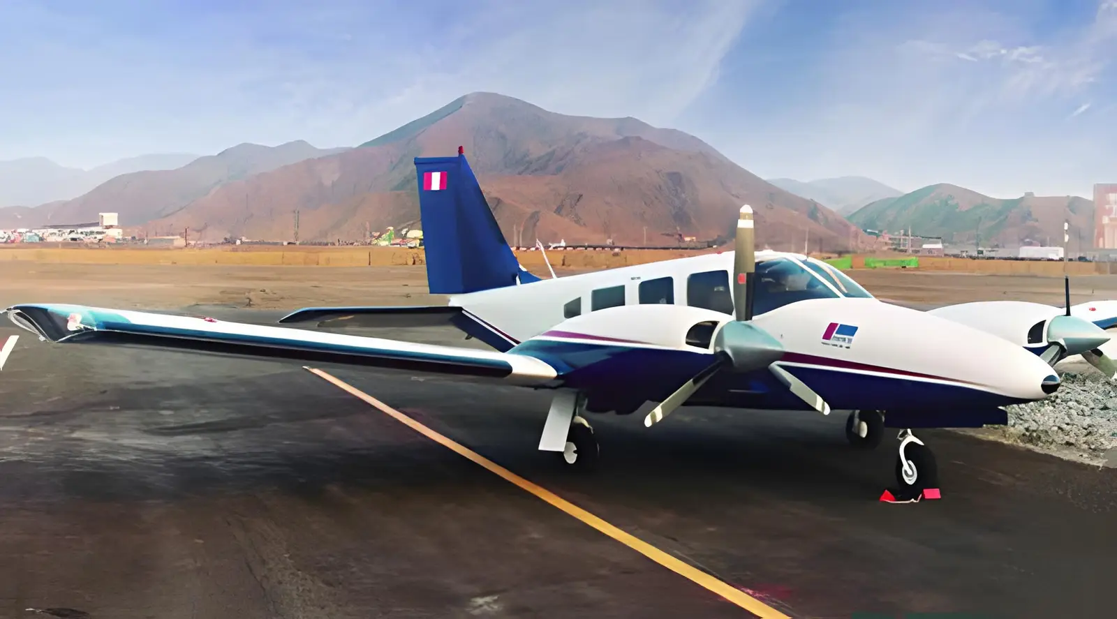 Piper PA-34-200T Seneca II OB-2064P operated by Aero Link S.A.C. photo 2